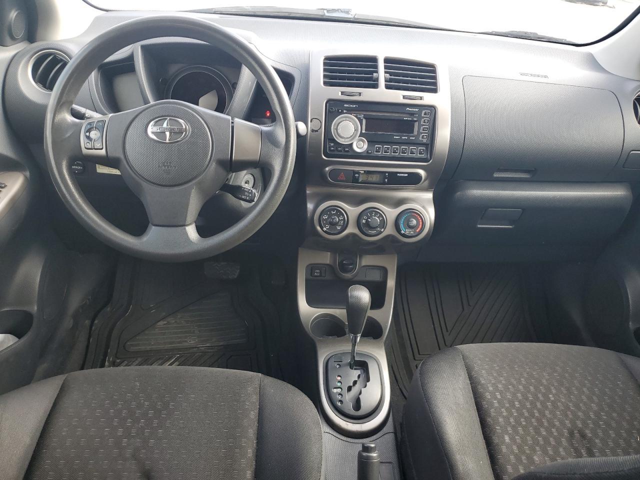 2011 TOYOTA SCION