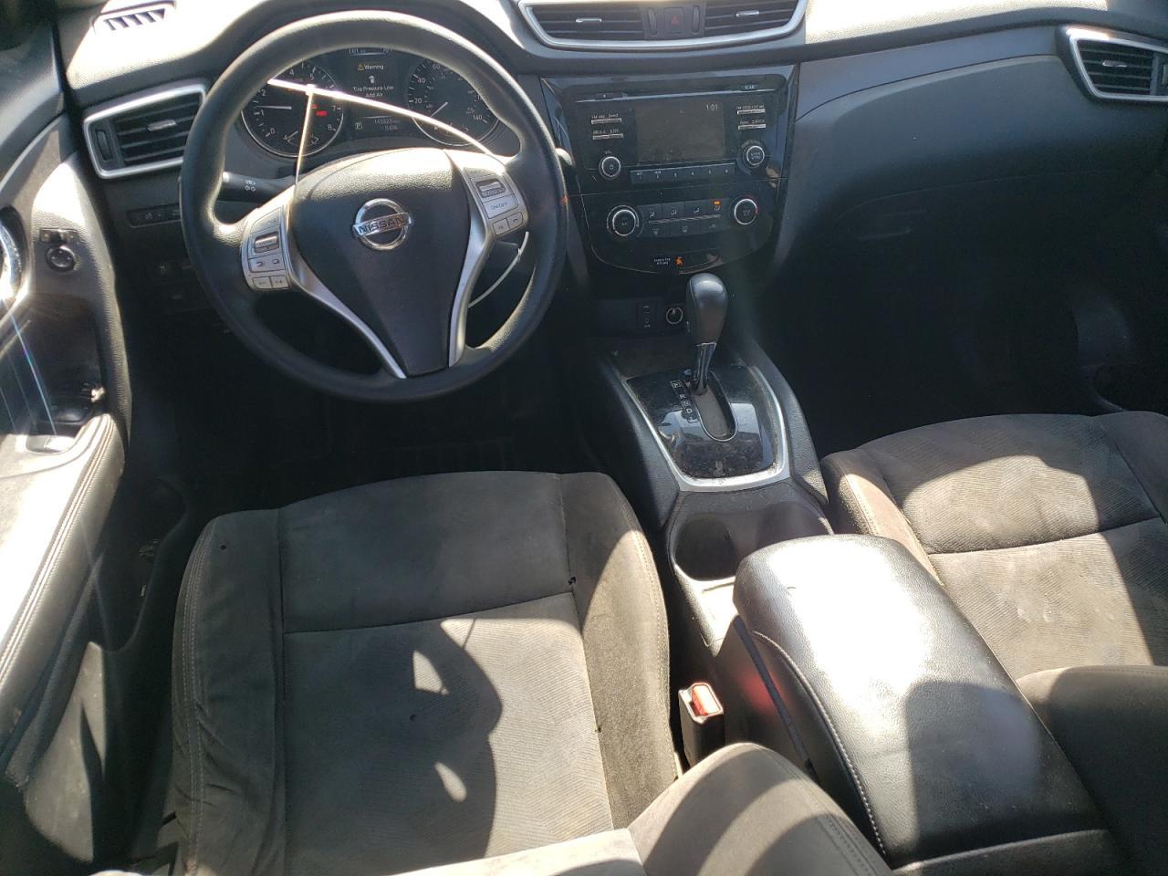 2015 NISSAN ROGUE