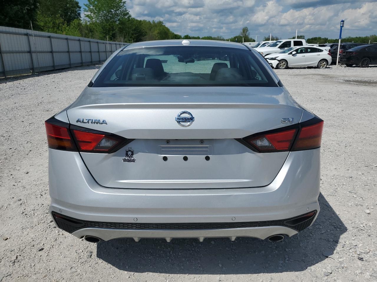 2022 NISSAN ALTIMA