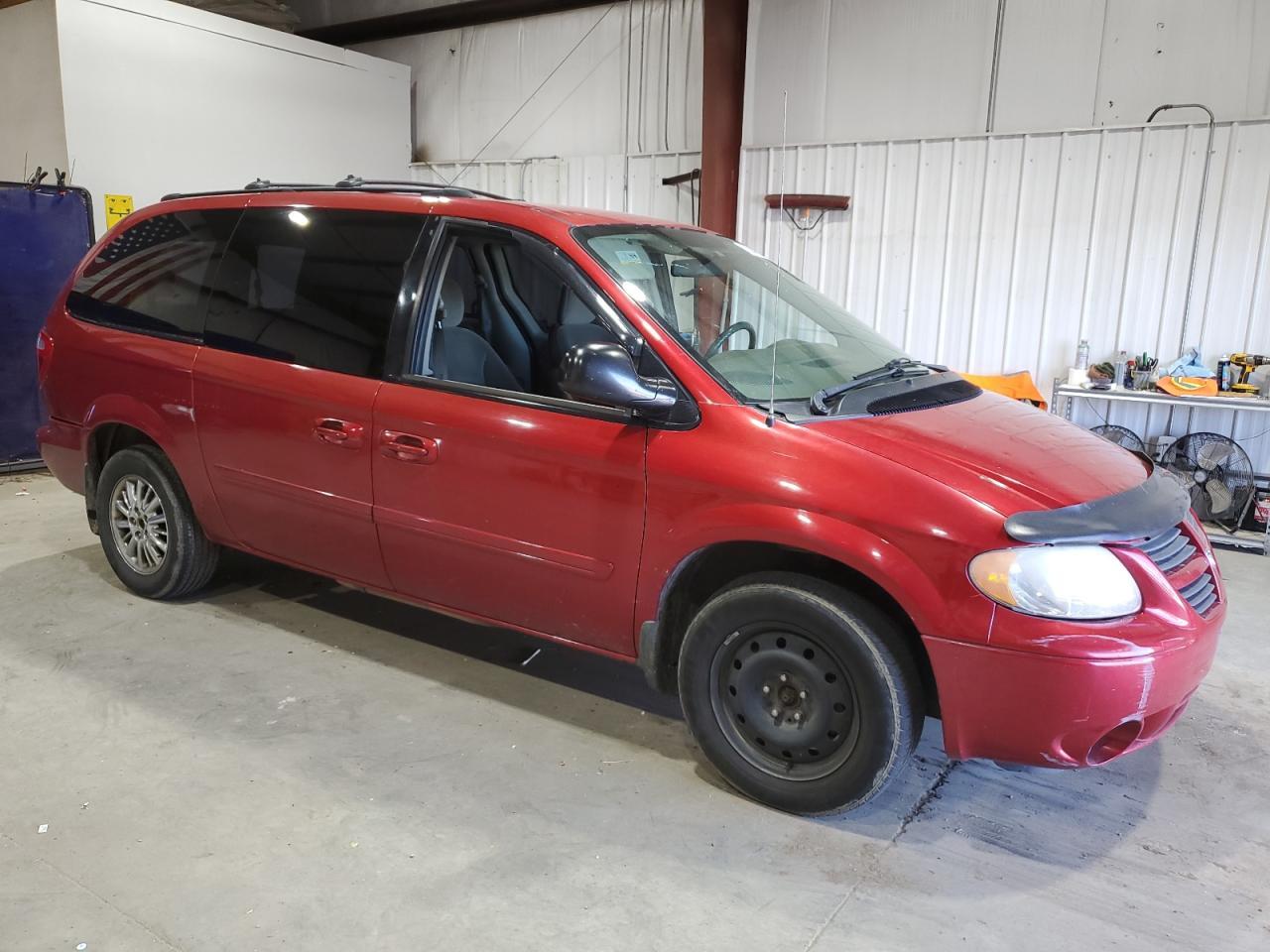 2005 DODGE CARAVAN