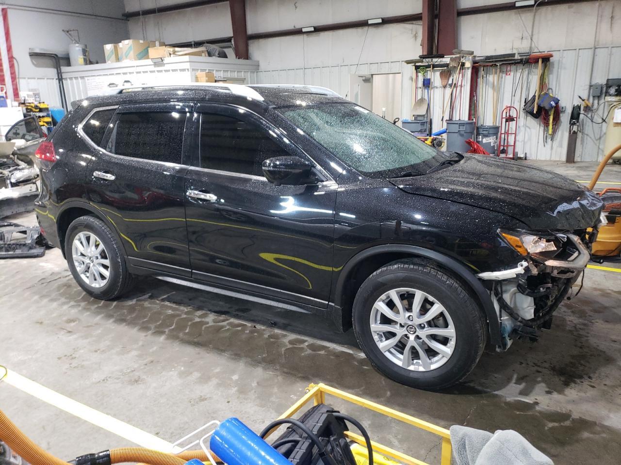 2018 NISSAN ROGUE