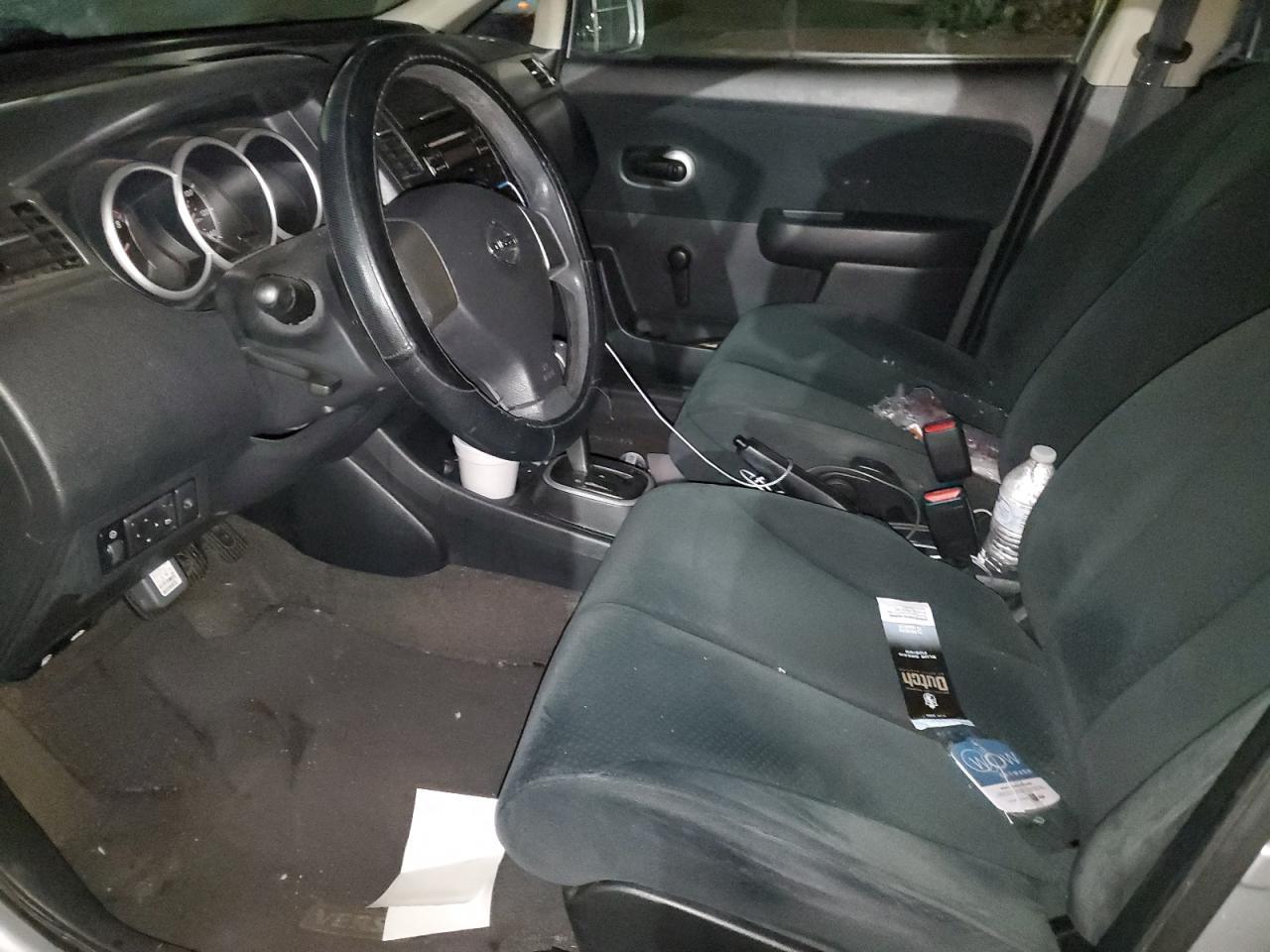 2010 NISSAN VERSA