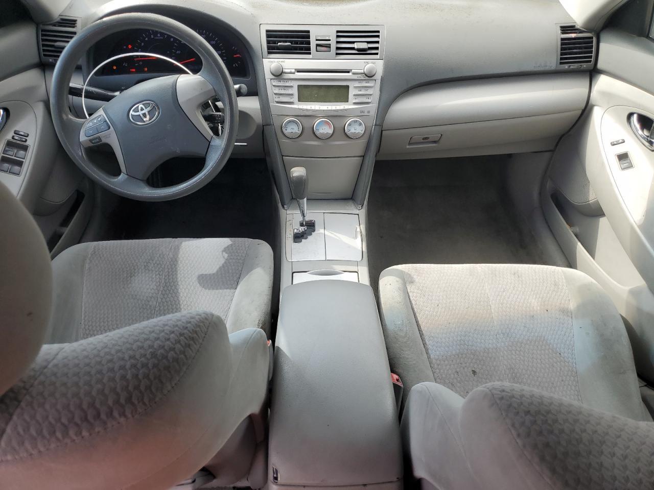 2011 TOYOTA CAMRY