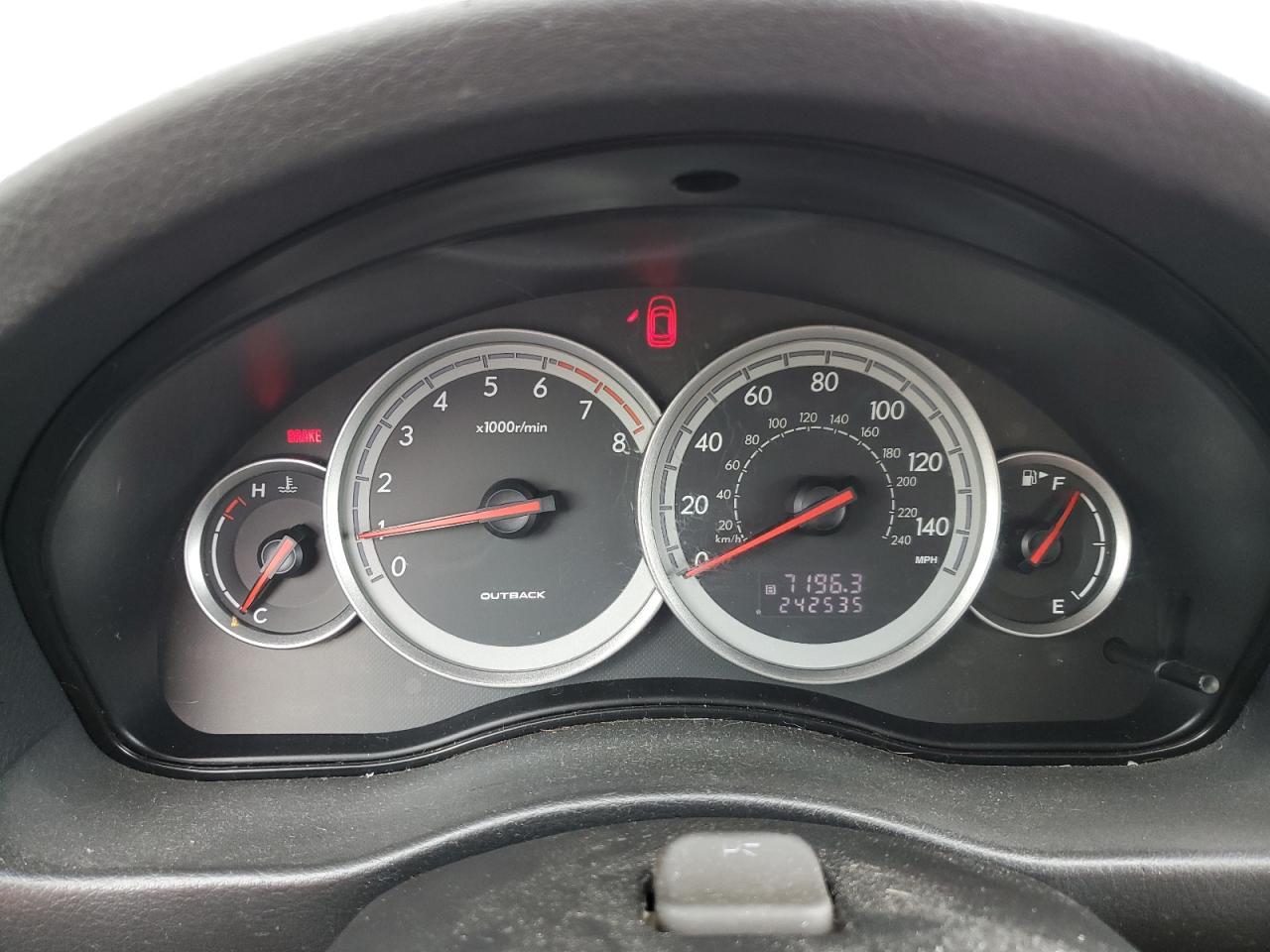 2005 SUBARU Legacy