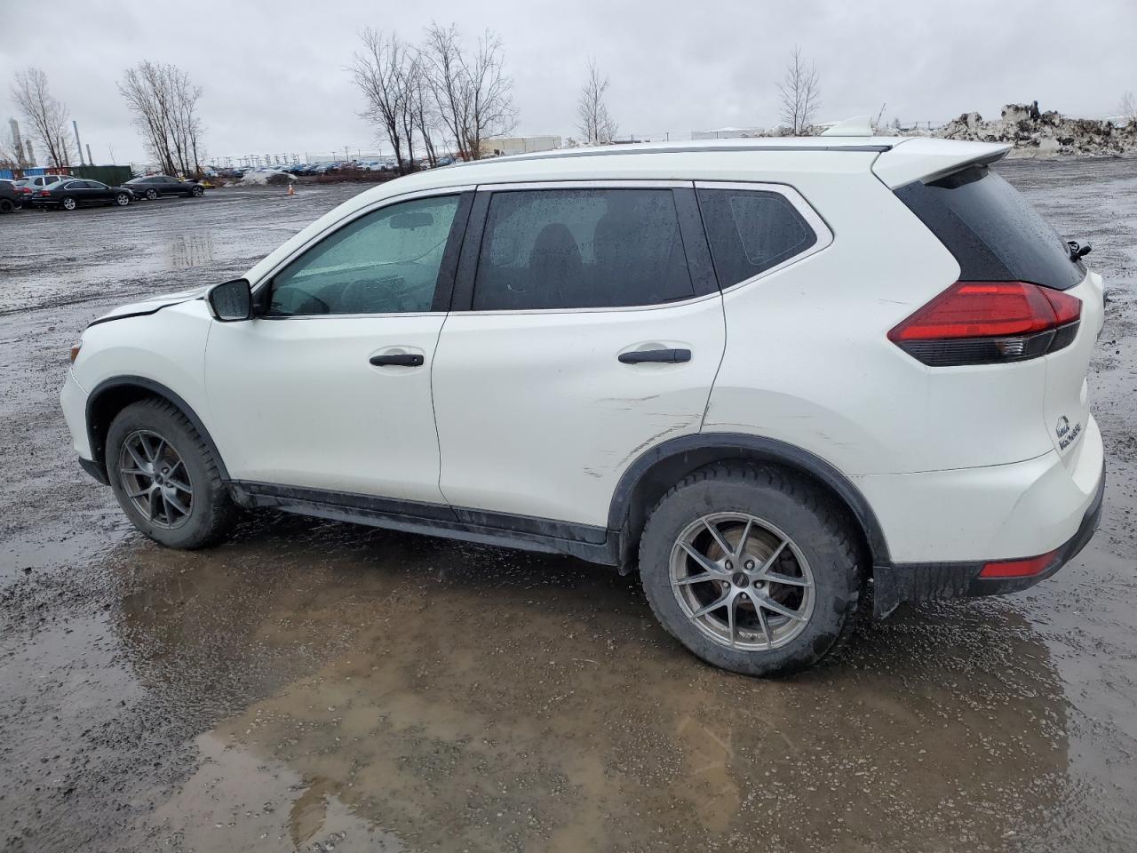 2017 NISSAN ROGUE