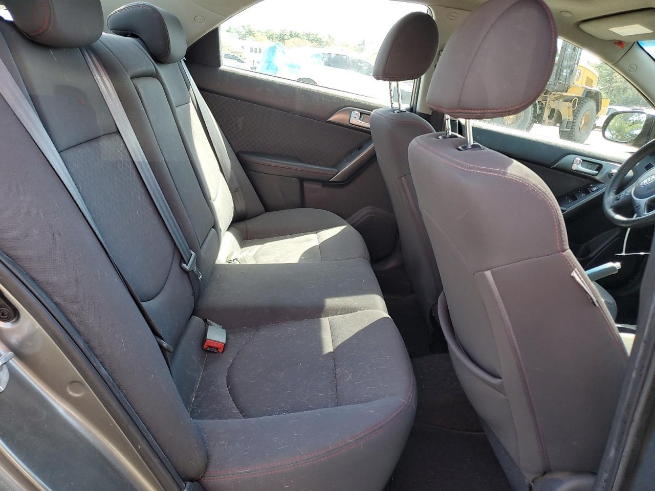 2010 KIA FORTE