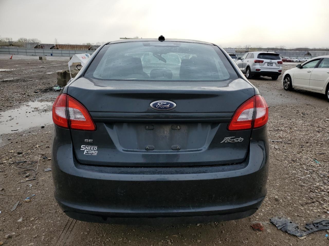 2011 FORD Fiesta