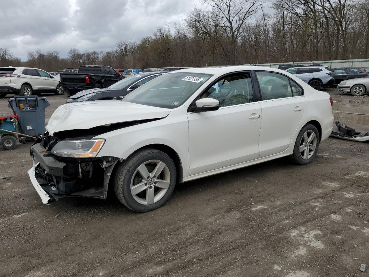 2013 VOLKSWAGEN JETTA