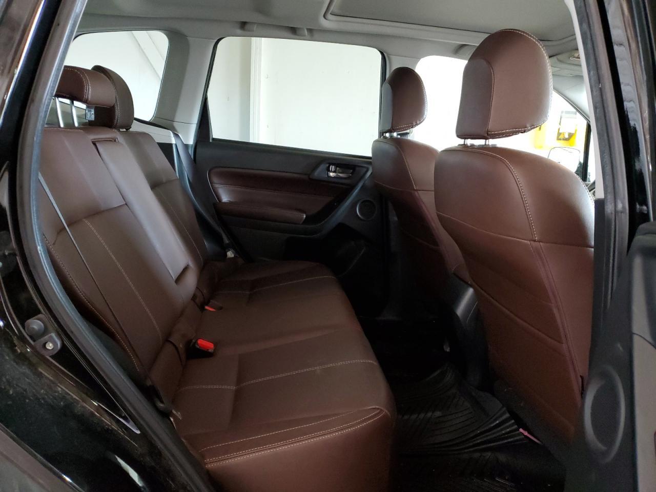 2017 SUBARU FORESTER