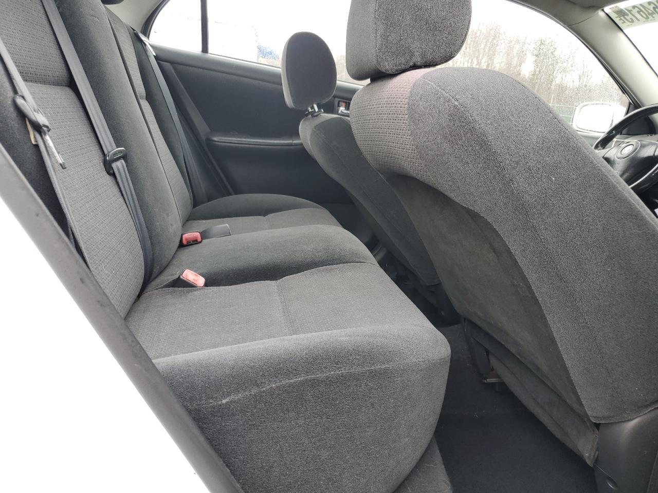 2004 TOYOTA COROLLA
