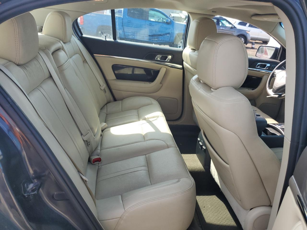 2013 LINCOLN MKS