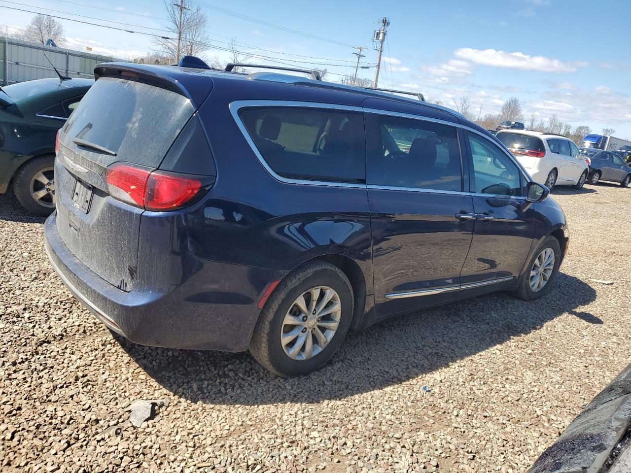 2019 CHRYSLER Pacifica