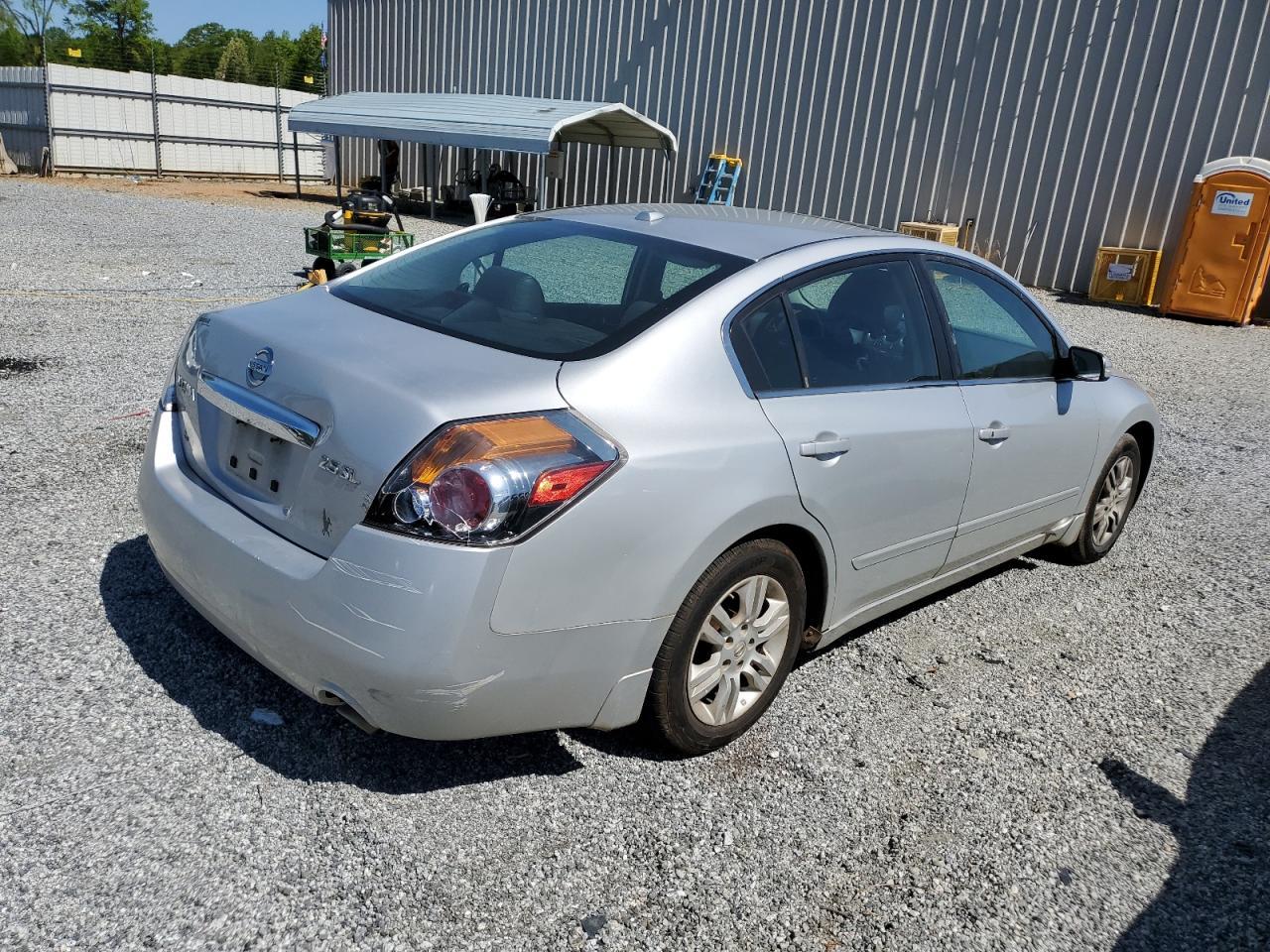 2012 NISSAN ALTIMA