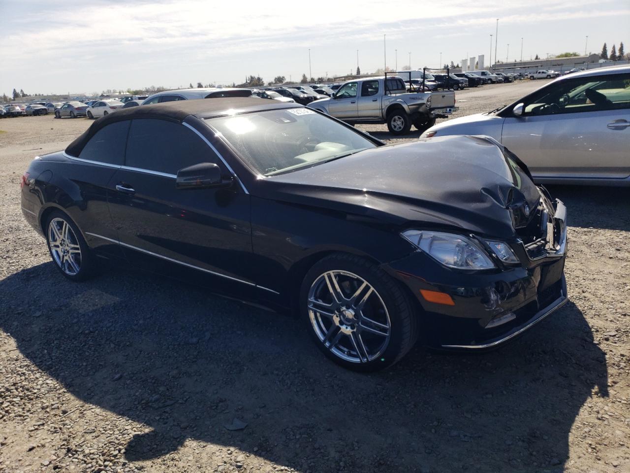 2013 MERCEDES-BENZ E-Class