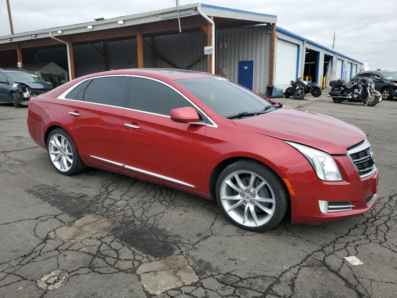 2014 CADILLAC XTS
