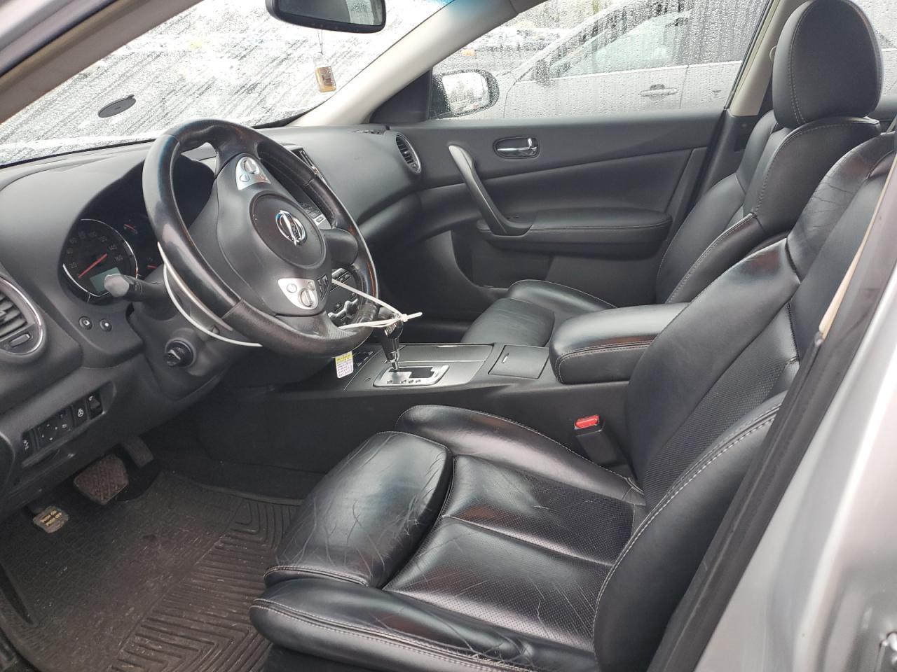 2011 NISSAN Maxima