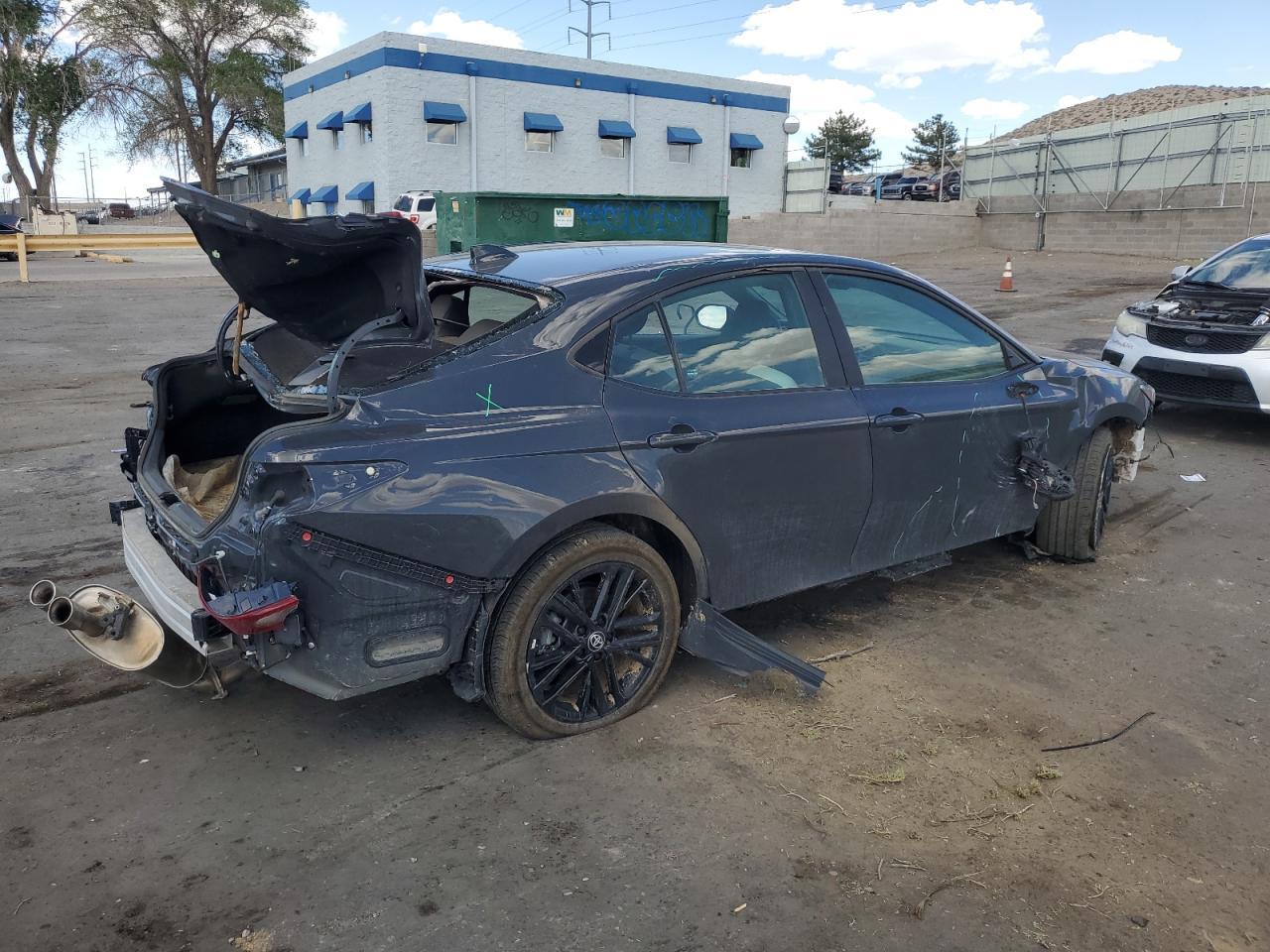 2025 TOYOTA CAMRY