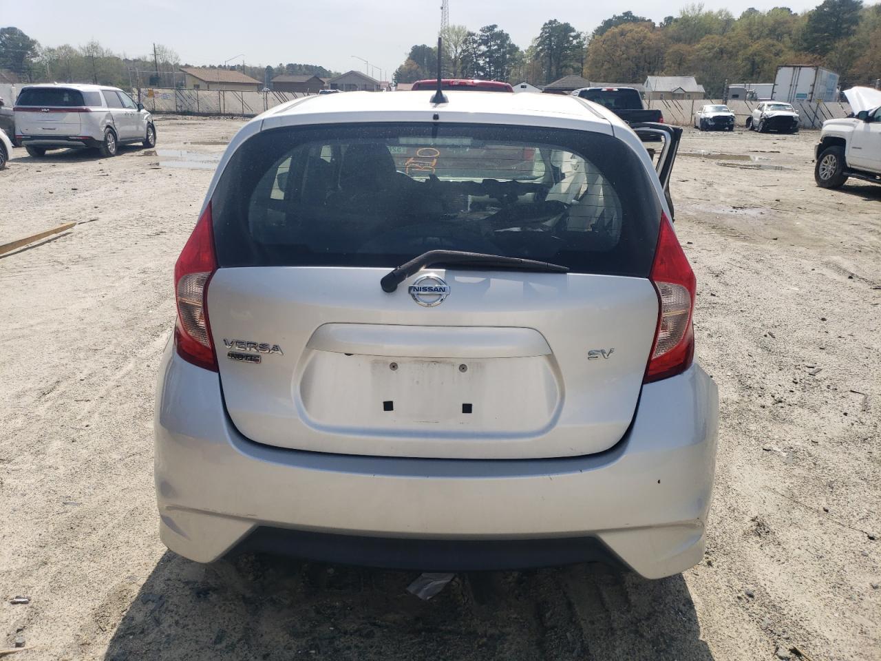 2017 NISSAN Versa Note