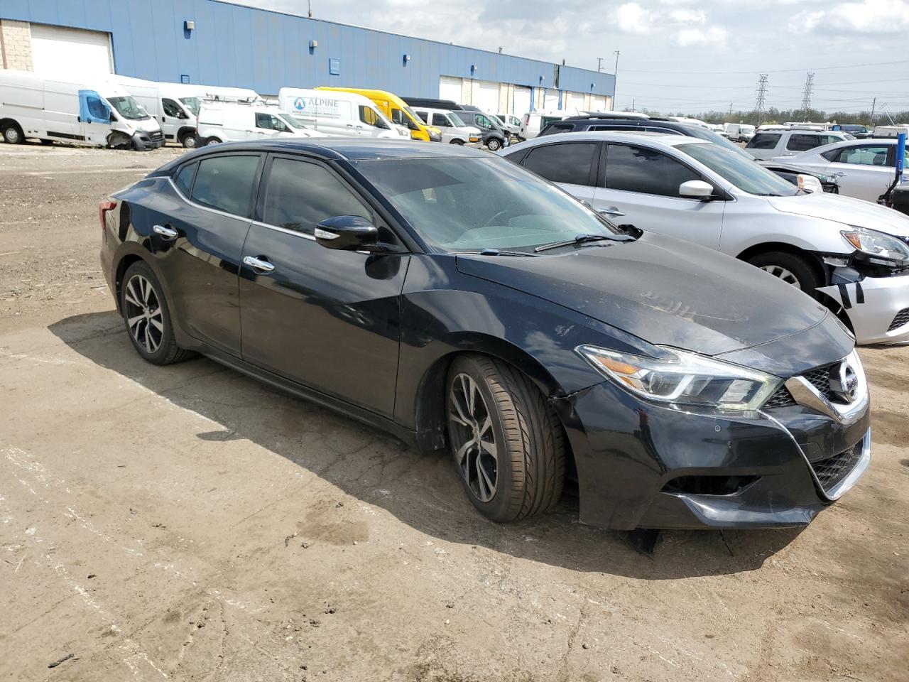 2018 NISSAN Maxima