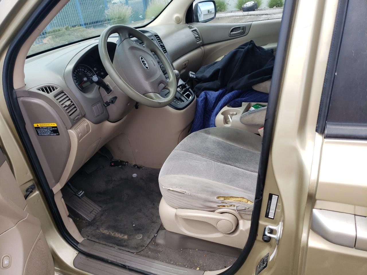 2010 KIA SEDONA