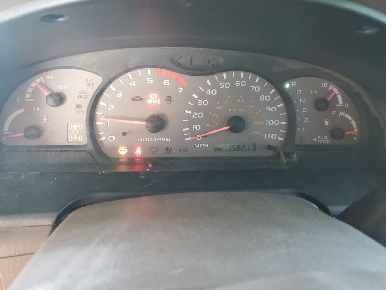 2001 TOYOTA Sequoia