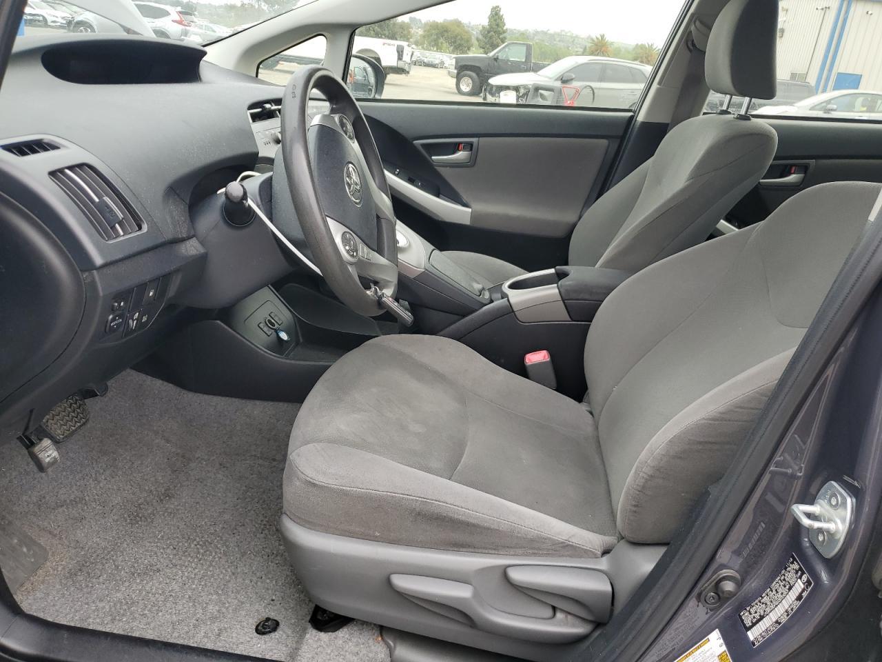 2013 TOYOTA PRIUS