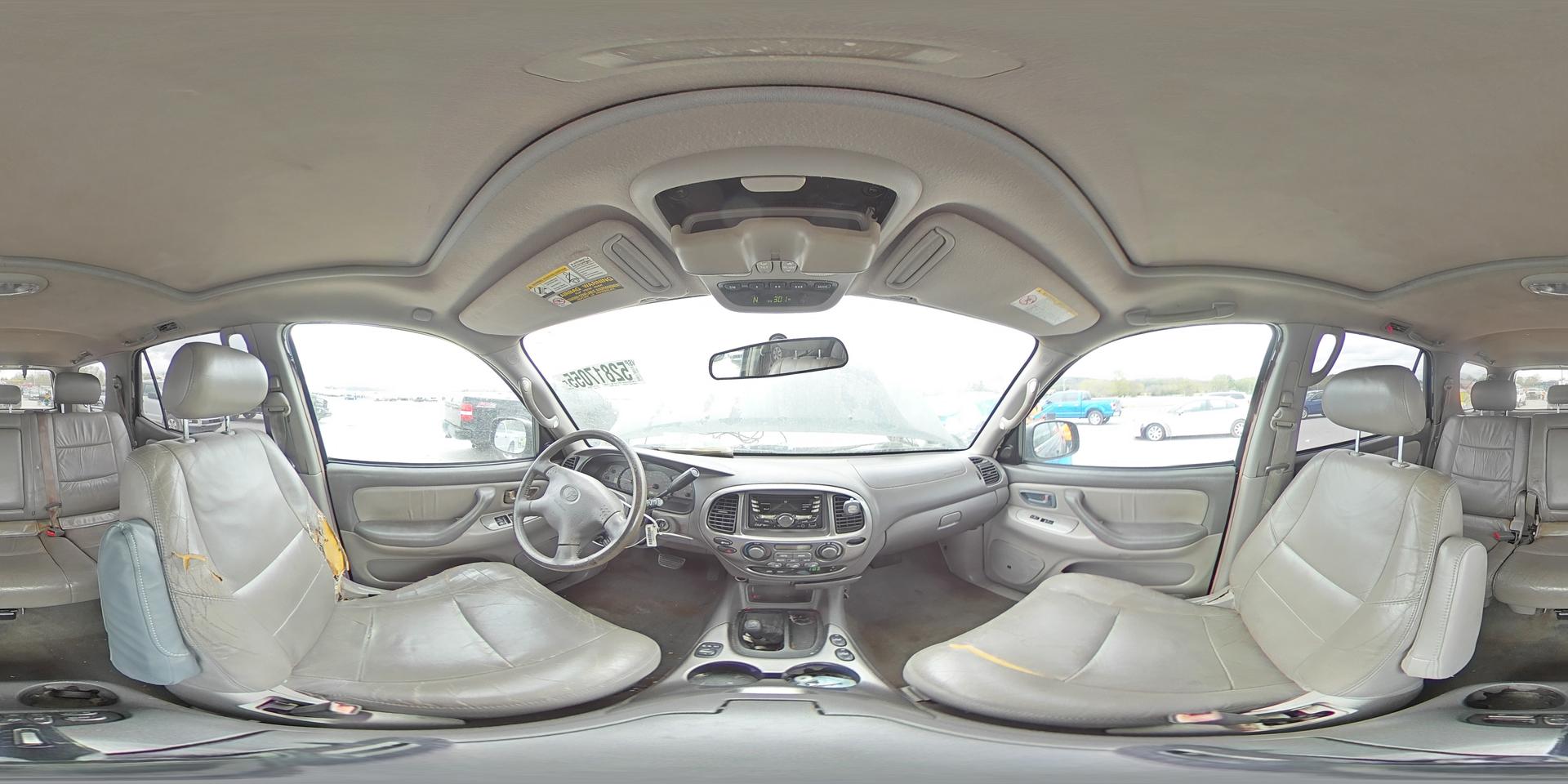 2002 TOYOTA Sequoia