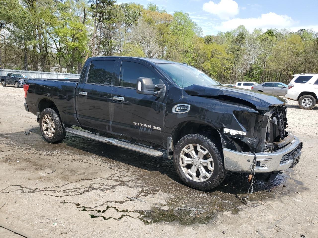 2016 NISSAN Titan