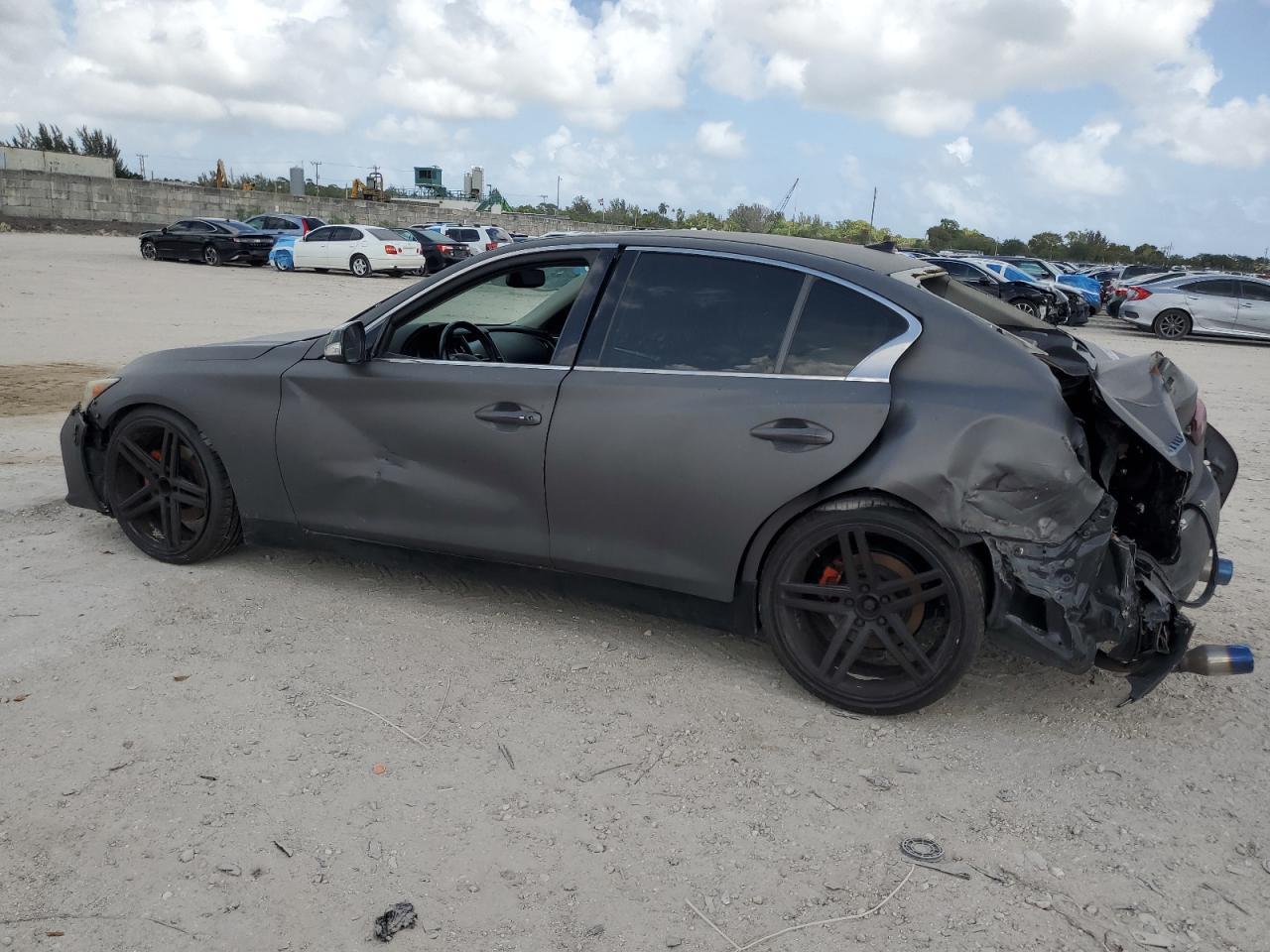 2014 INFINITI Q50