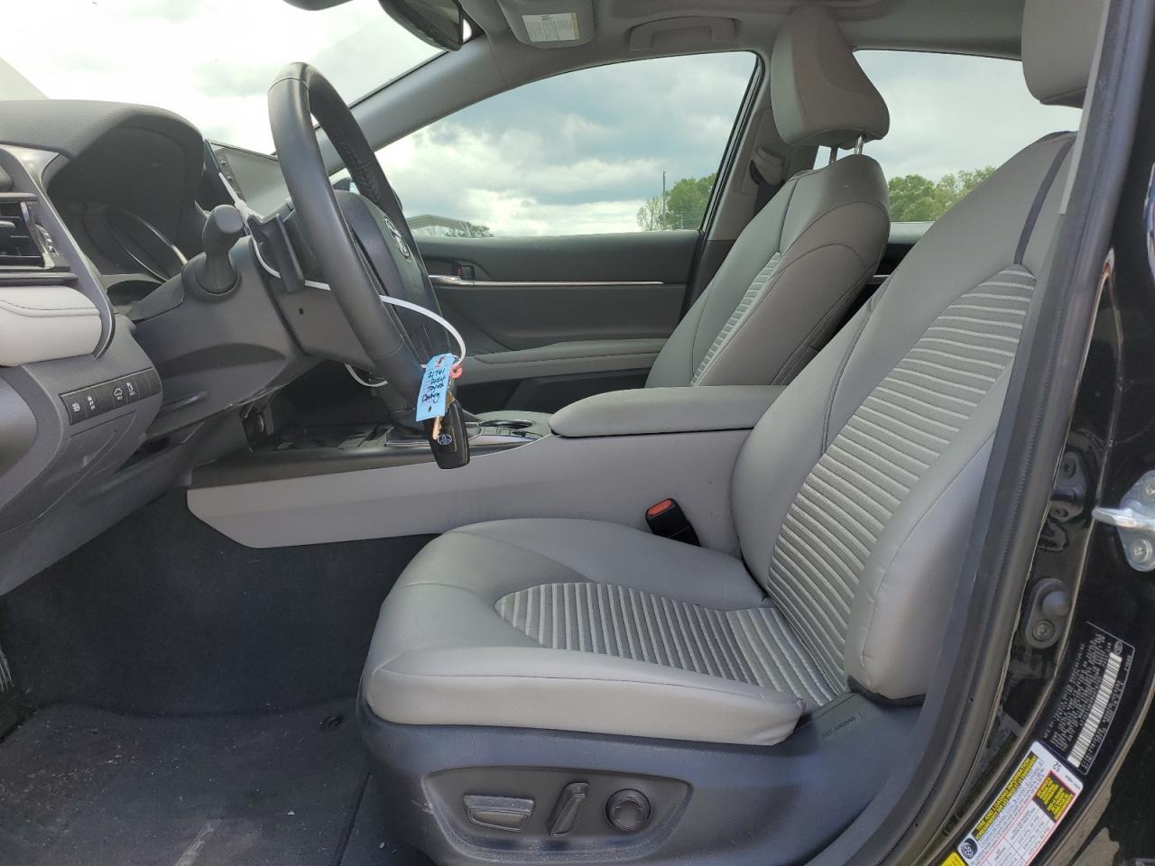 2024 TOYOTA CAMRY