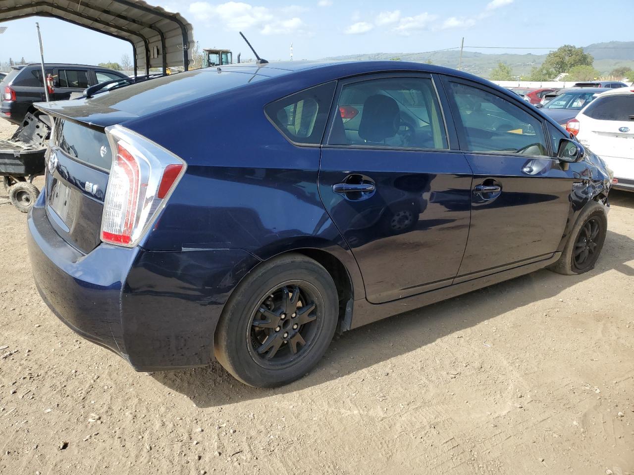 2013 TOYOTA PRIUS