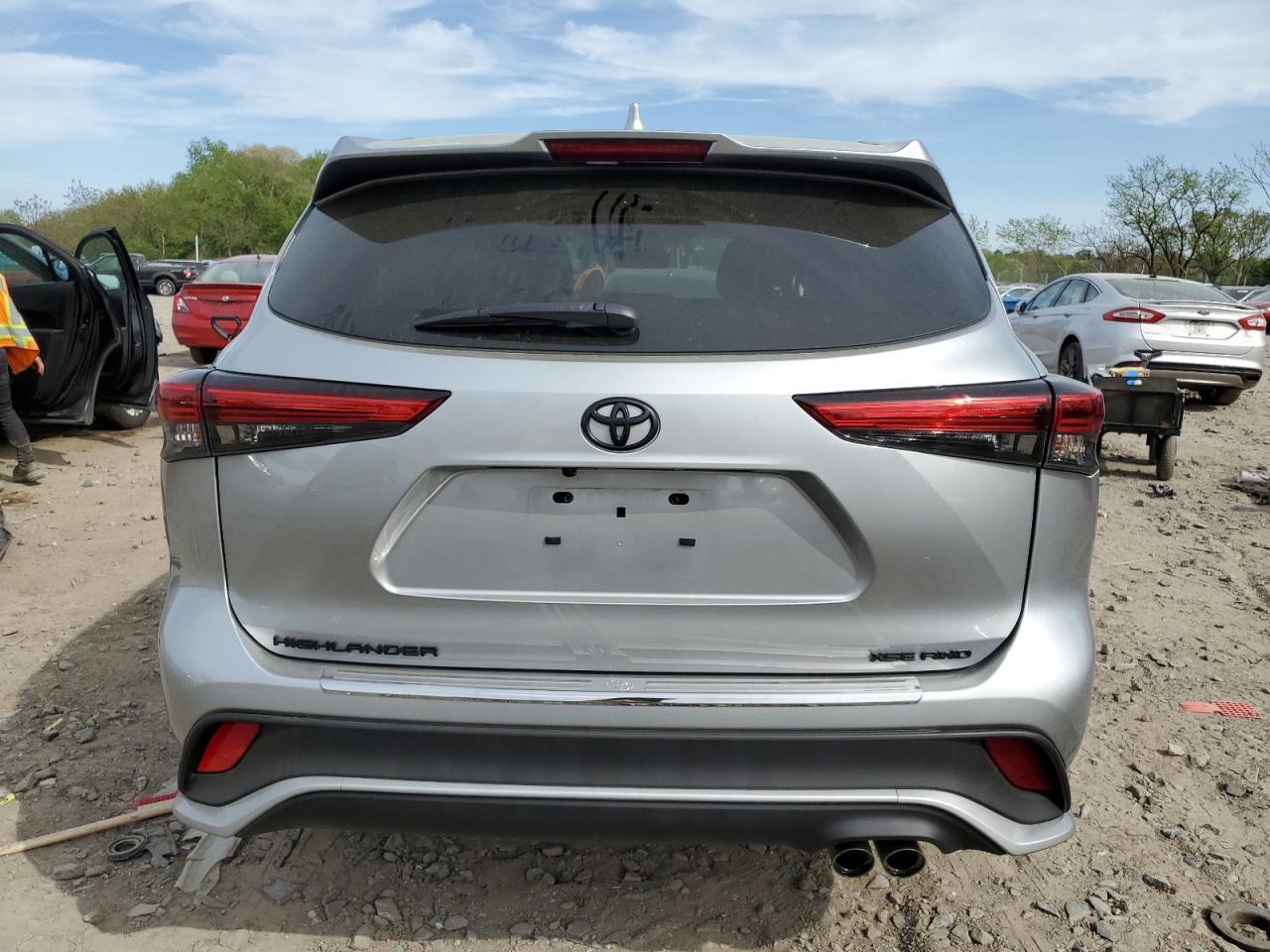 2022 TOYOTA HIGHLANDER