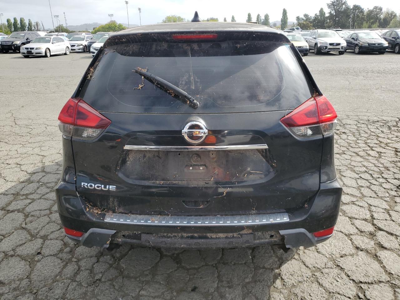 2018 NISSAN ROGUE