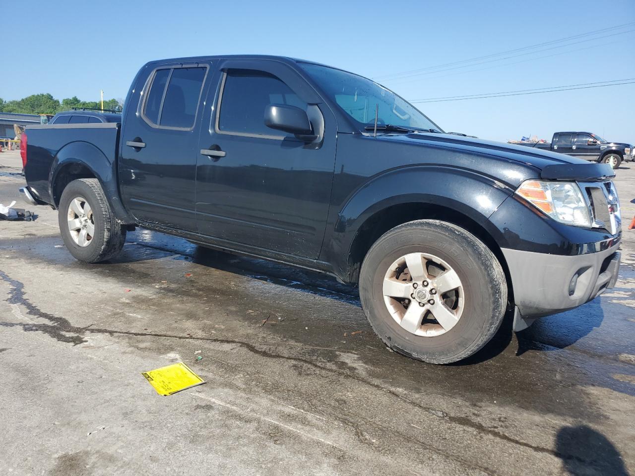 2012 NISSAN Frontier