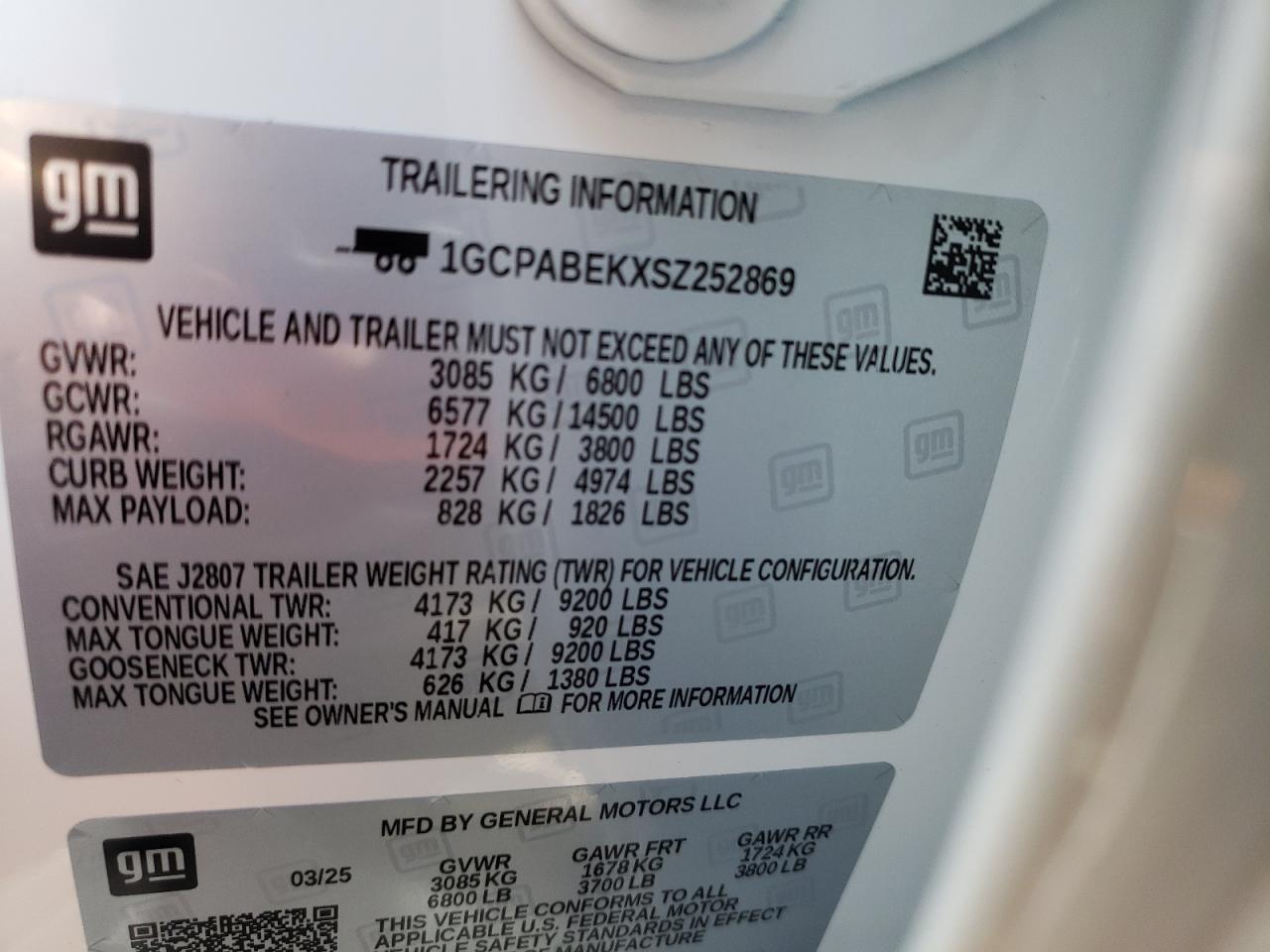 2025 CHEVROLET Silverado