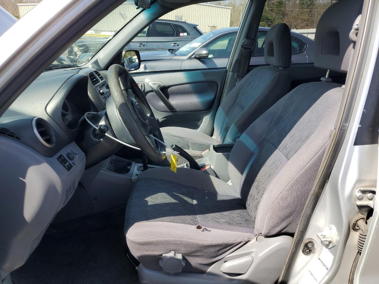 2002 TOYOTA RAV4