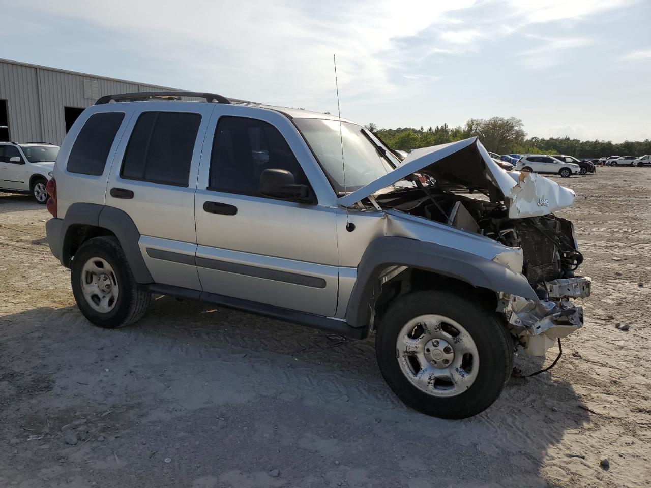 2005 JEEP Liberty