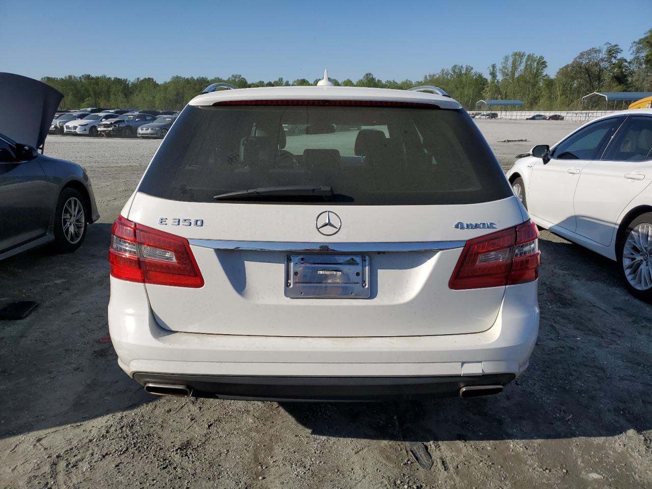 2013 MERCEDES-BENZ E-Class