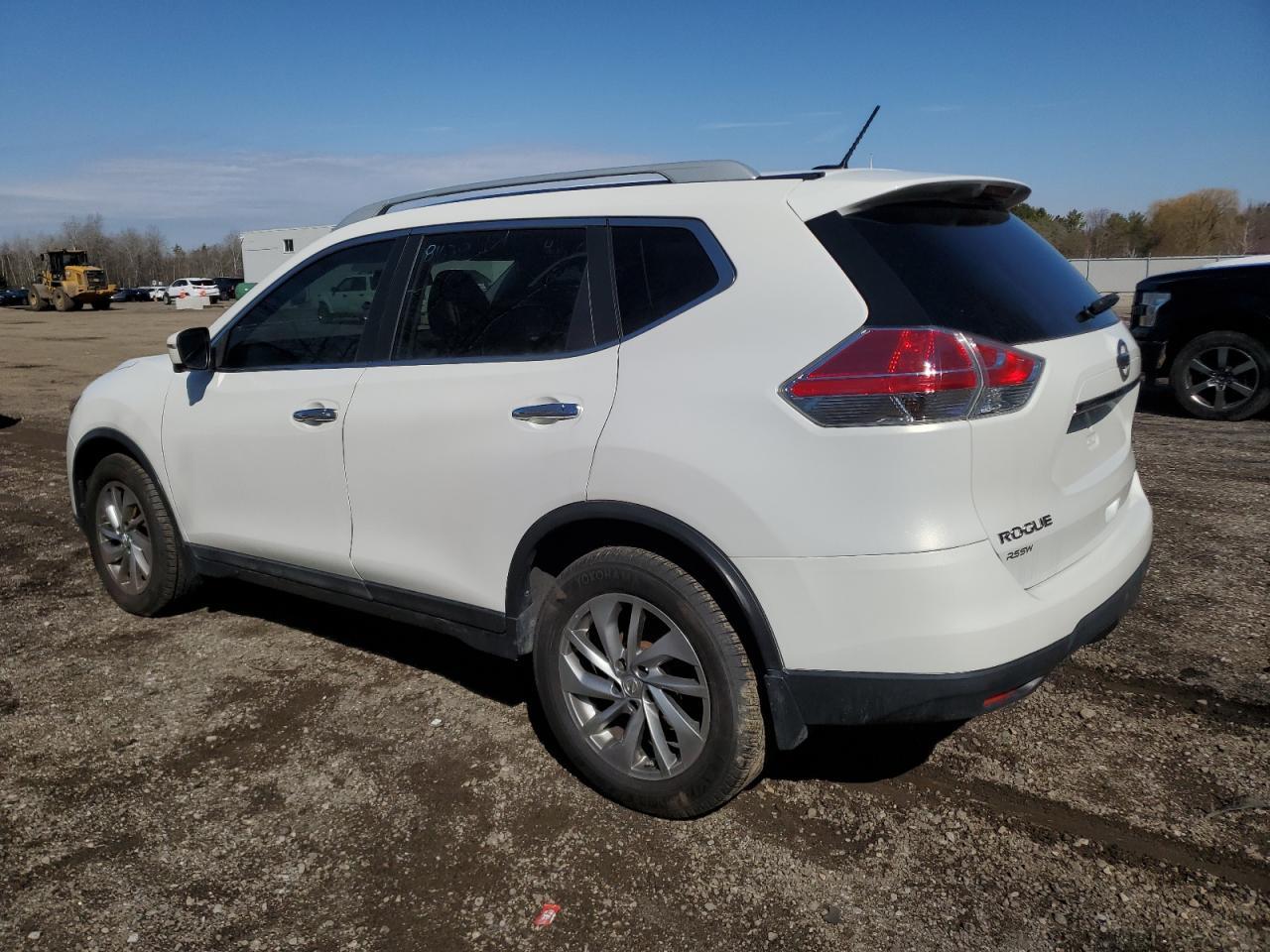 2014 NISSAN ROGUE