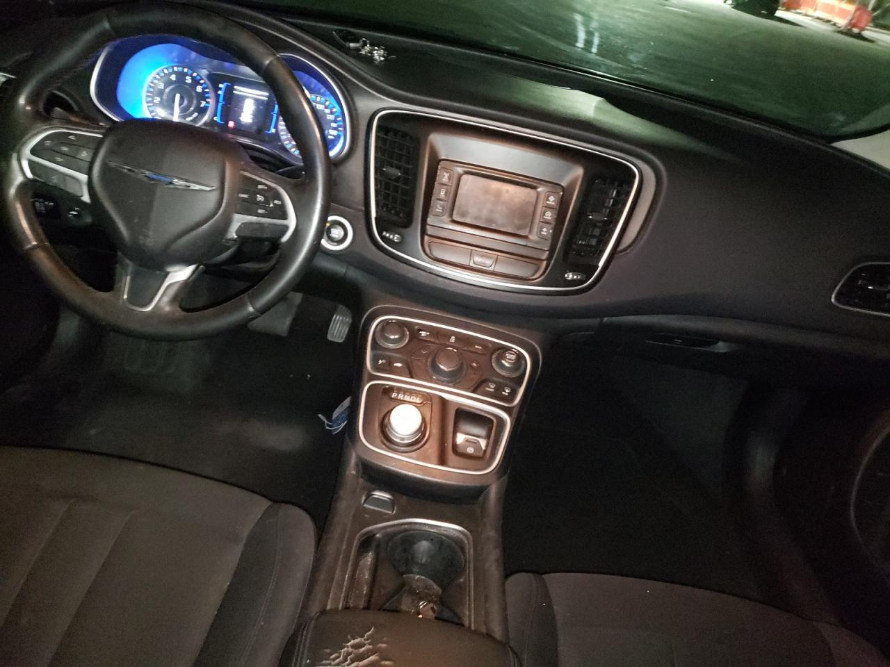 2015 CHRYSLER 200