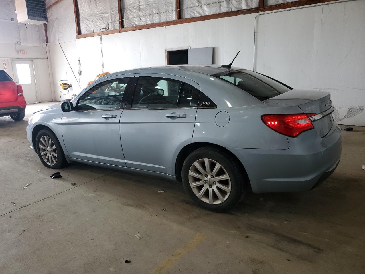 2013 CHRYSLER 200