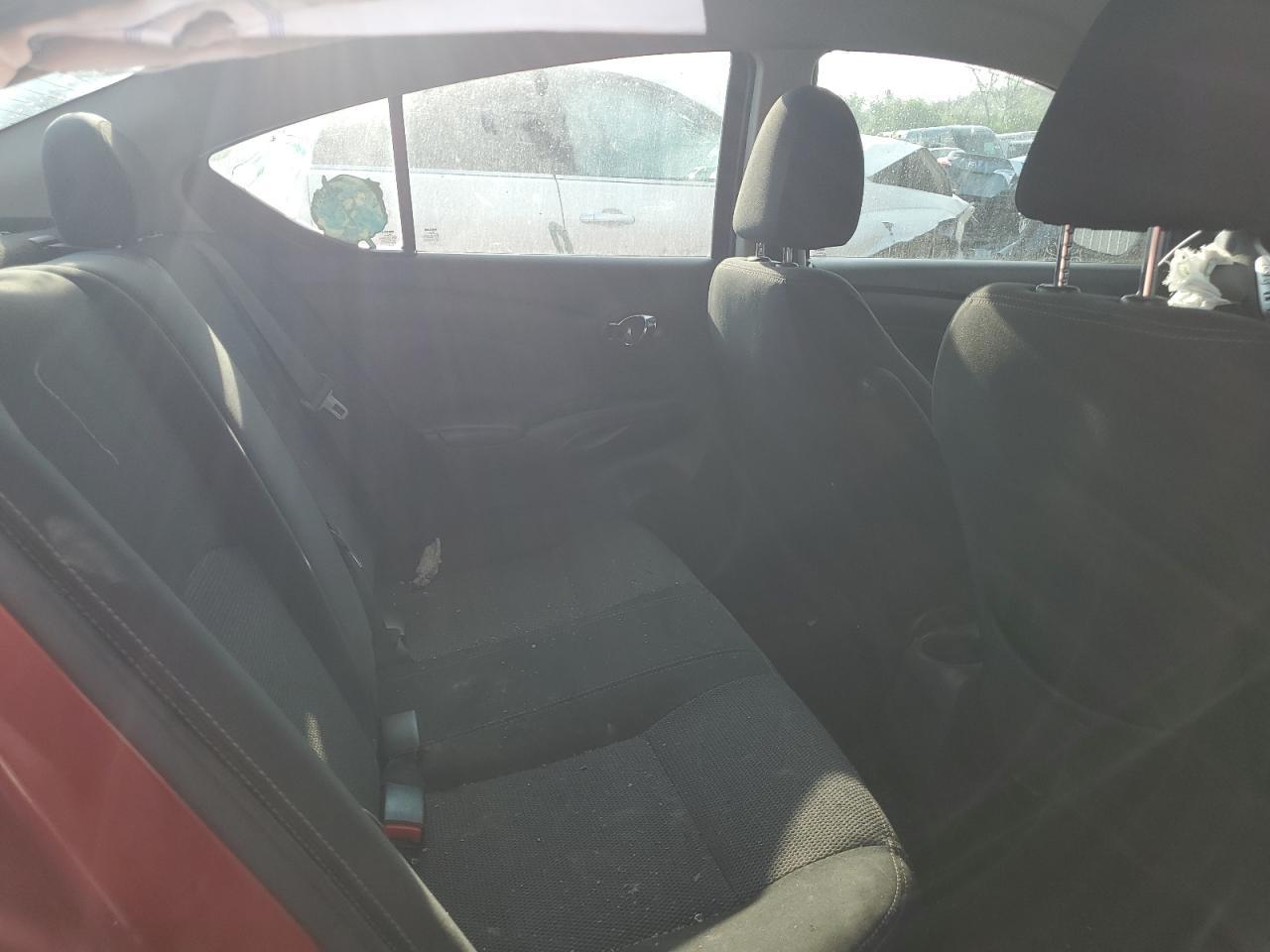 2019 NISSAN VERSA