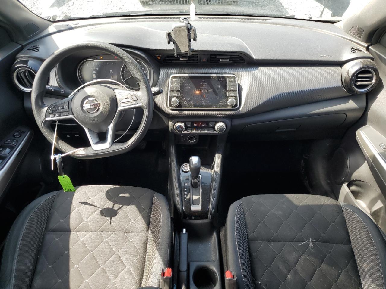 2019 NISSAN KICKS