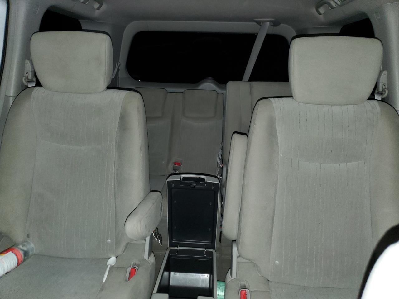 2015 NISSAN Quest