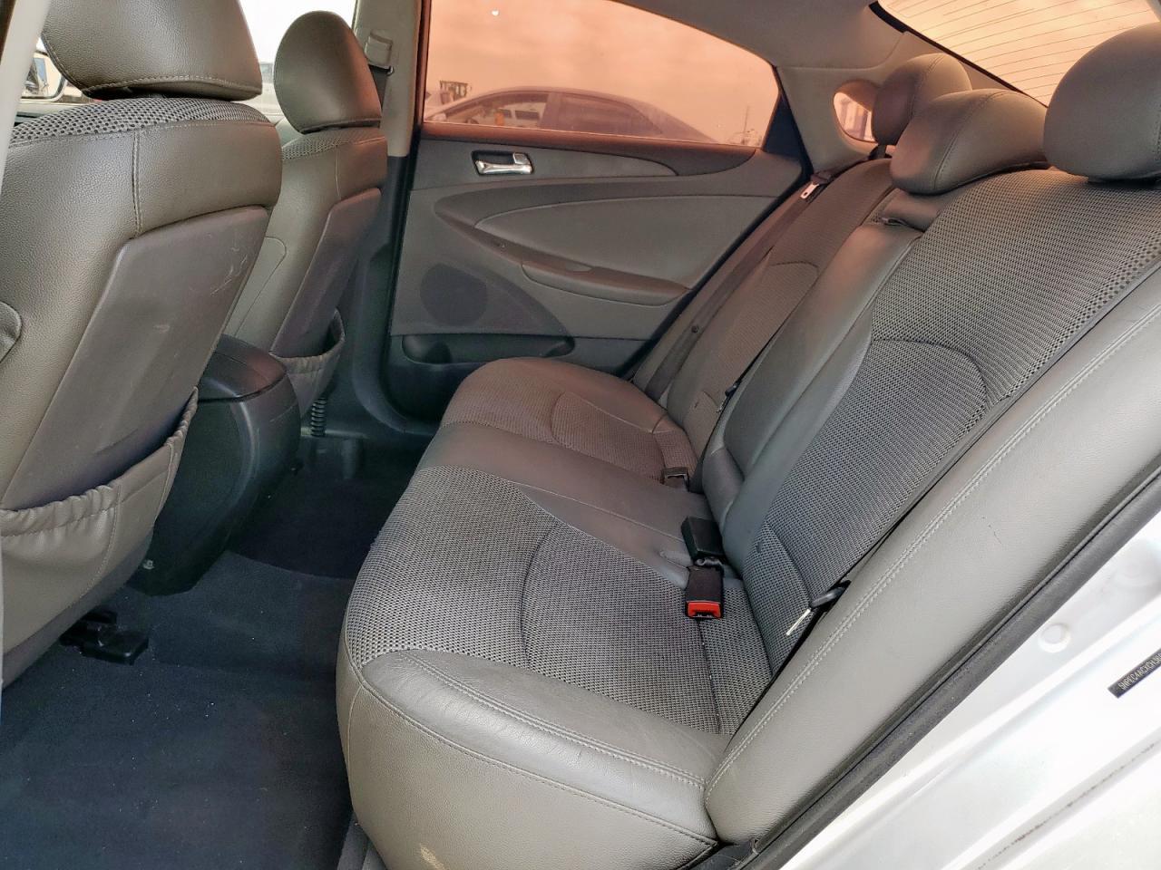 2012 HYUNDAI SONATA