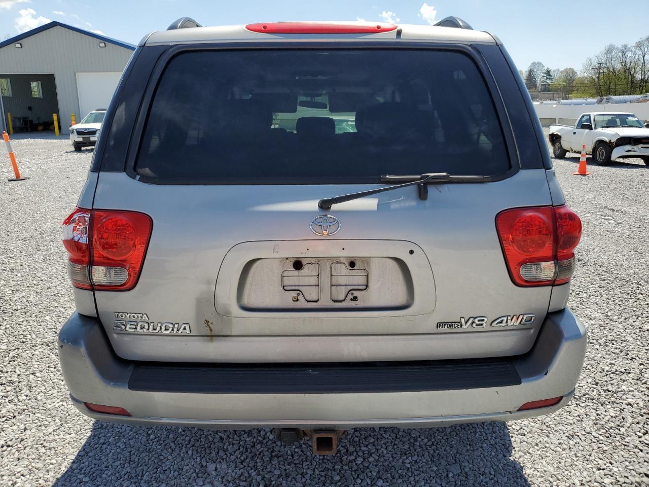2006 TOYOTA Sequoia