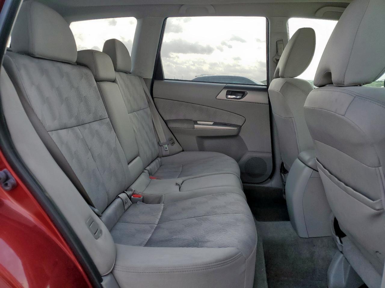 2010 SUBARU FORESTER