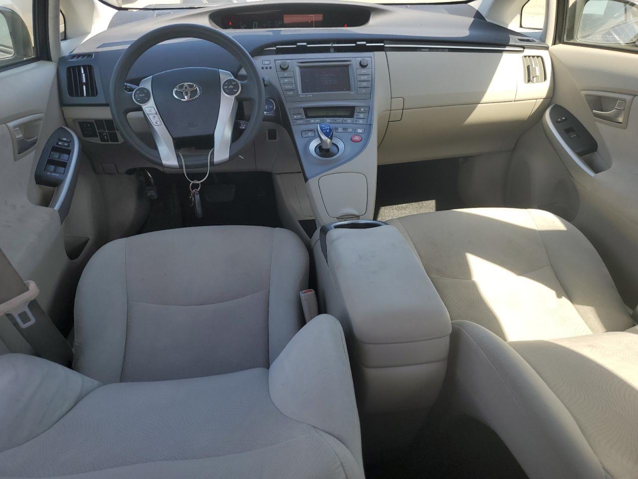 2014 TOYOTA PRIUS