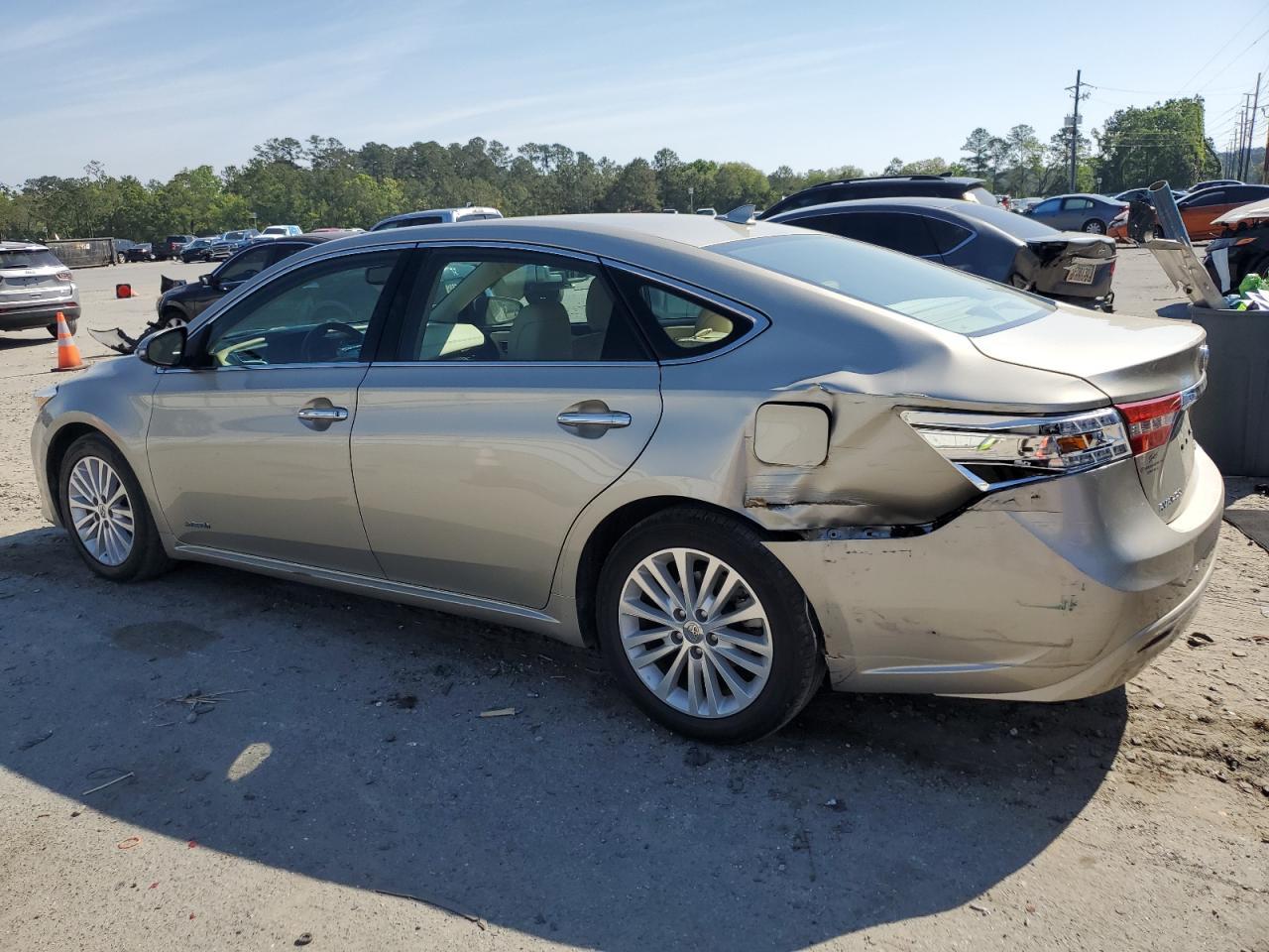 2014 TOYOTA Avalon