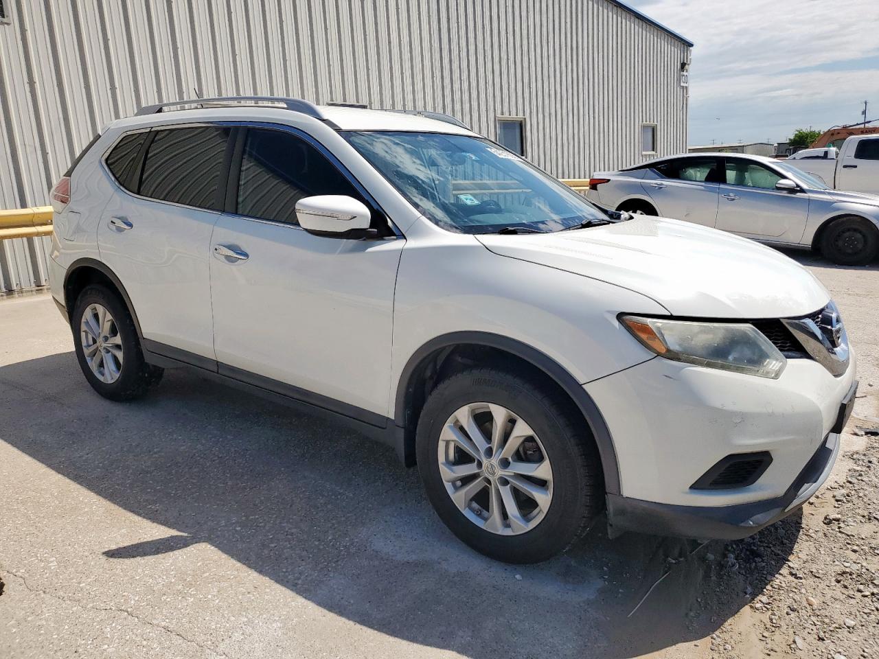 2015 NISSAN ROGUE